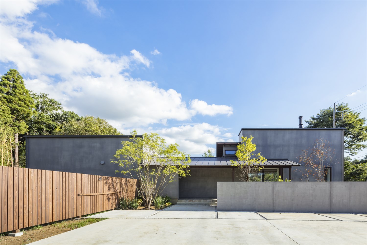 H様邸（設計：奥野公章建築設計室　写真：中山保寛）