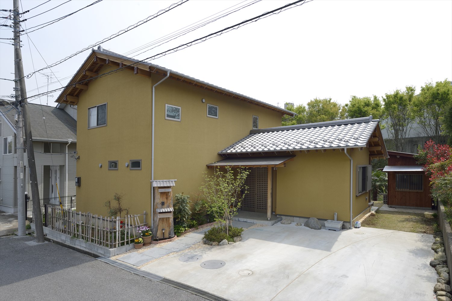 二階建ての注文住宅