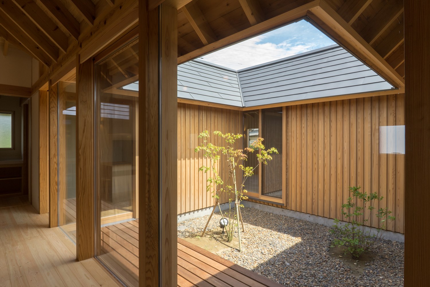 日本家屋風の中庭