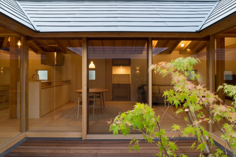 平屋の豪邸を真似したい|間取り手法や事例紹介 | あこがれの注文住宅を建築家と創る、かしの木建設|千葉県・東京23区