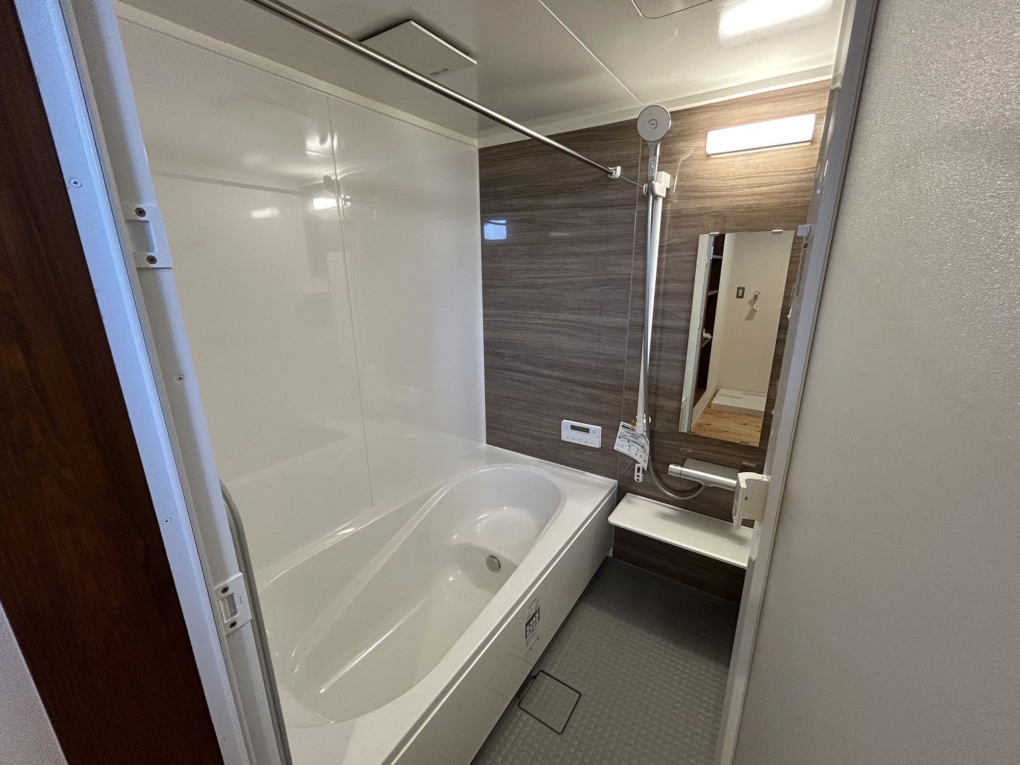 花見川の住宅兼店舗（設計　有田佳生建築設計事務所）