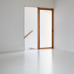 巾木なしの家は後悔する？役割、メリット・デメリットなど特徴解説│後悔を避ける対策も解説