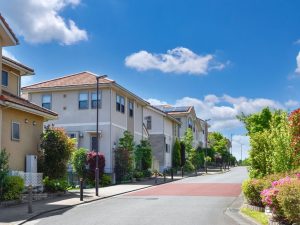 東京郊外で住みやすい街はどこ？家族で暮らすメリットと選び方を解説